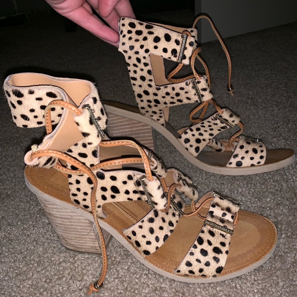 Dolce vita sandals